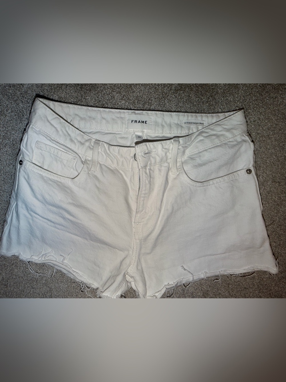 FRAME Le Grand Garçon White Denim Shorts Size 25 Raw Hem